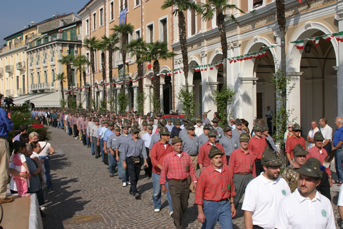 Adunata Sezionale Salò 2006 - Domenica