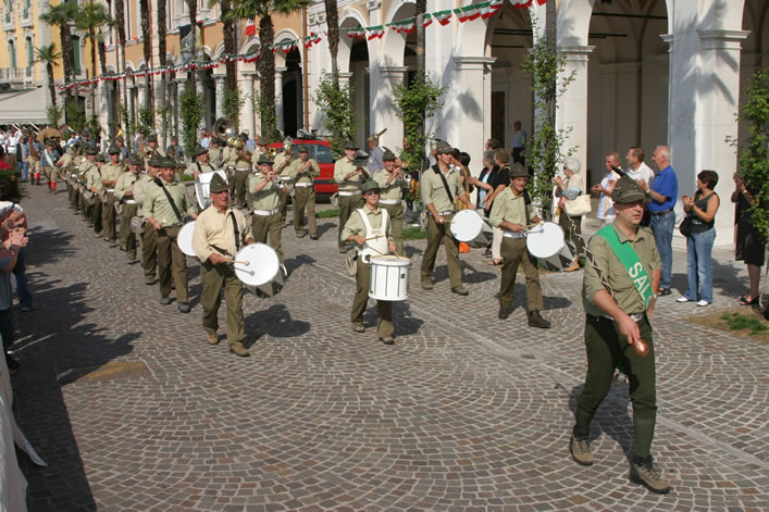 Adunata Sezionale Salò 2006 - Domenica